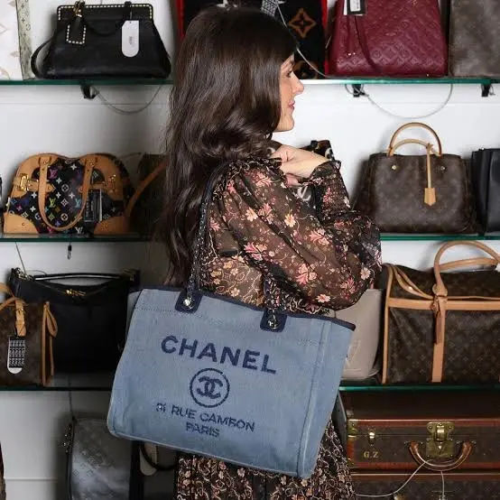 chanel canvas bag deauville